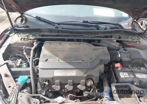 2013 Honda Accord Touring z USA, uszkodzony, nr VIN 1HGCR3F91DA048909